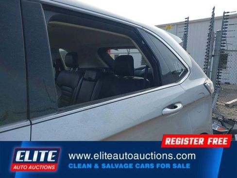 Used 2017 Ford Edge SEL w/ Equipment Group 201A FWD image 41