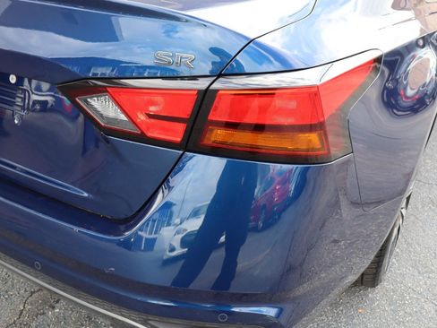 Used 2020 Nissan Altima 2.5 SR FWD image 32