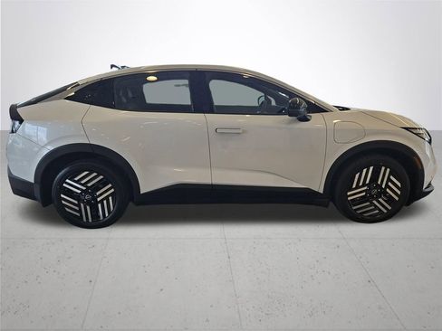 New 2026 Nissan Leaf SV+ w/ Illuminated Package FWD image 6