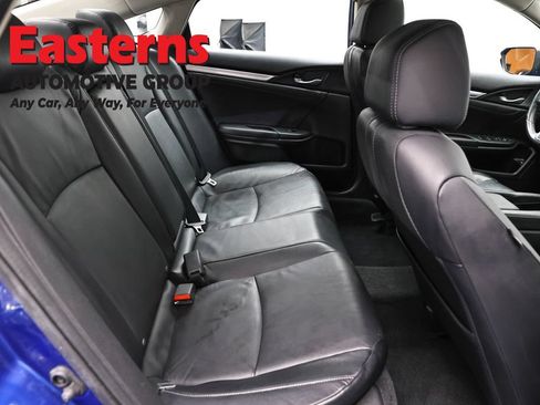 Used 2017 Honda Civic Touring image 22