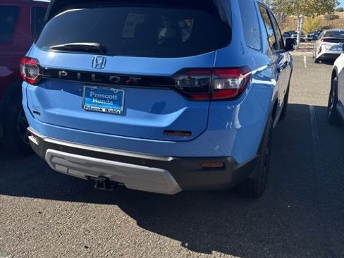 New 2025 Honda Pilot TrailSport image 5