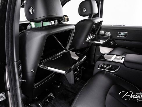 Used 2025 Rolls-Royce Cullinan image 47