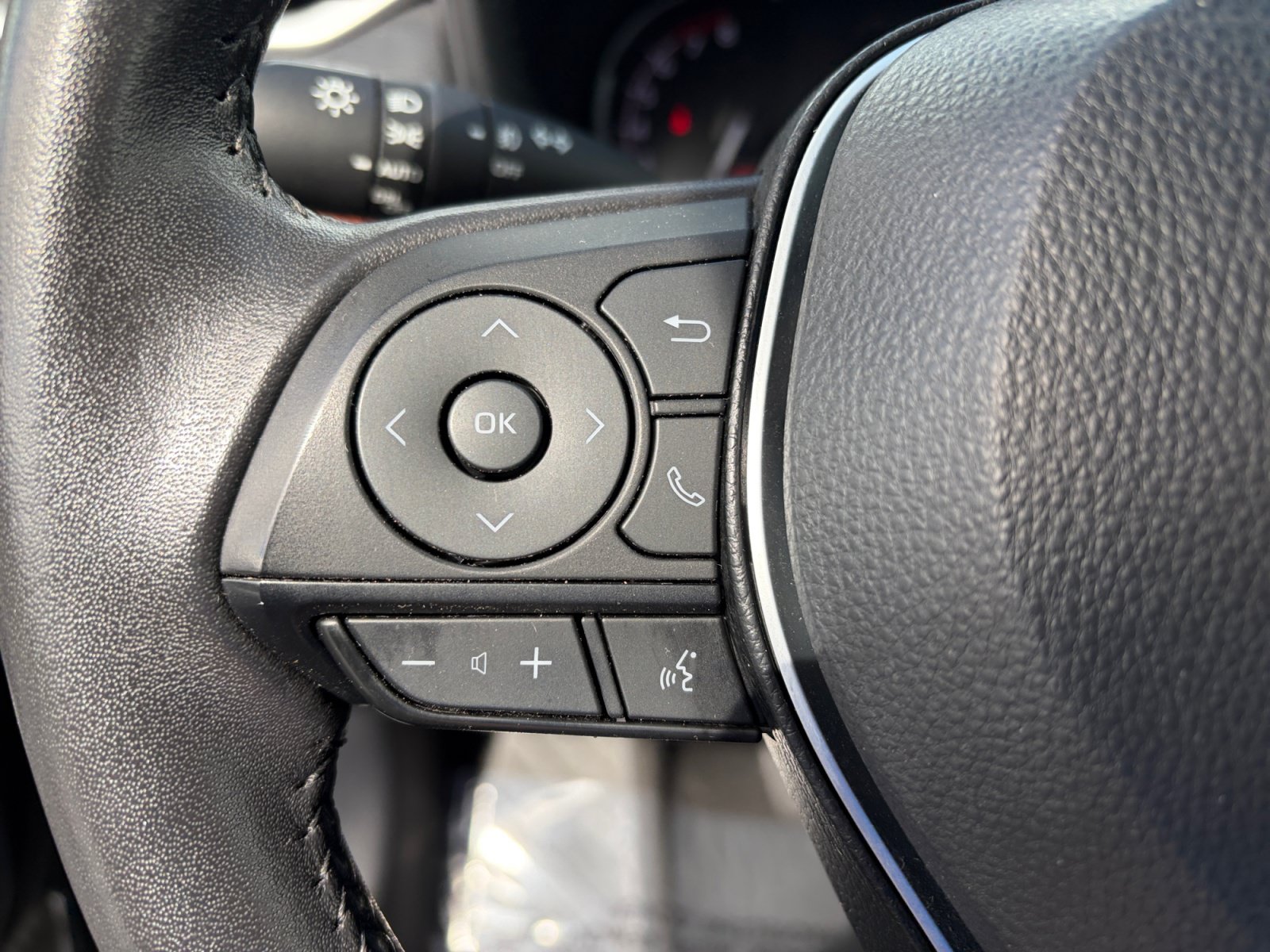 Used 2024 Toyota RAV4 Adventure AWD/4WD image 14