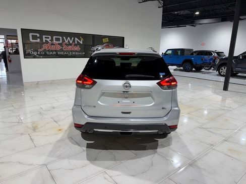 Used 2019 Nissan Rogue SL FWD image 11