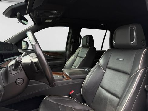 Used 2021 Cadillac Escalade Premium Luxury w/ Driver Assist Tech Package AWD/4WD image 11