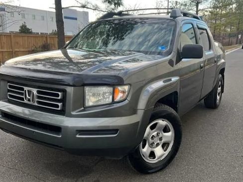 Used 2008 Honda Ridgeline RT image 2