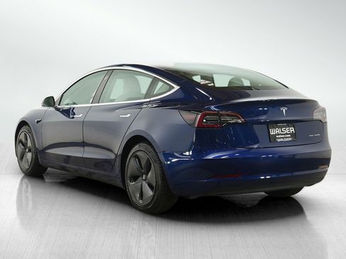 Used 2018 Tesla Model 3 Performance image 3