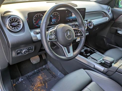 Certified 2022 Mercedes-Benz GLB 250 4MATIC image 10