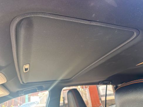 Used 2016 Toyota RAV4 SE w/ Advanced Technology Package FWD image 11