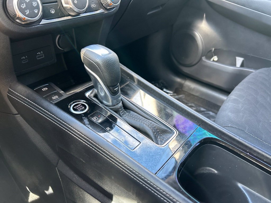 Certified 2024 Nissan Kicks SV FWD image 31