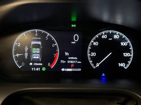 Used 2025 Honda HR-V LX image 10