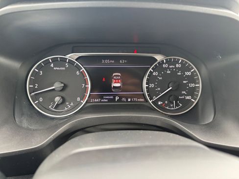 Used 2025 Nissan Rogue SV FWD image 41