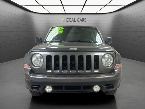 Used 2015 Jeep Patriot Sport w/ Power Value Group FWD image 2