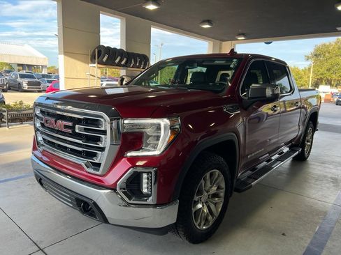 Used 2021 GMC Sierra 1500 SLT AWD/4WD image 3
