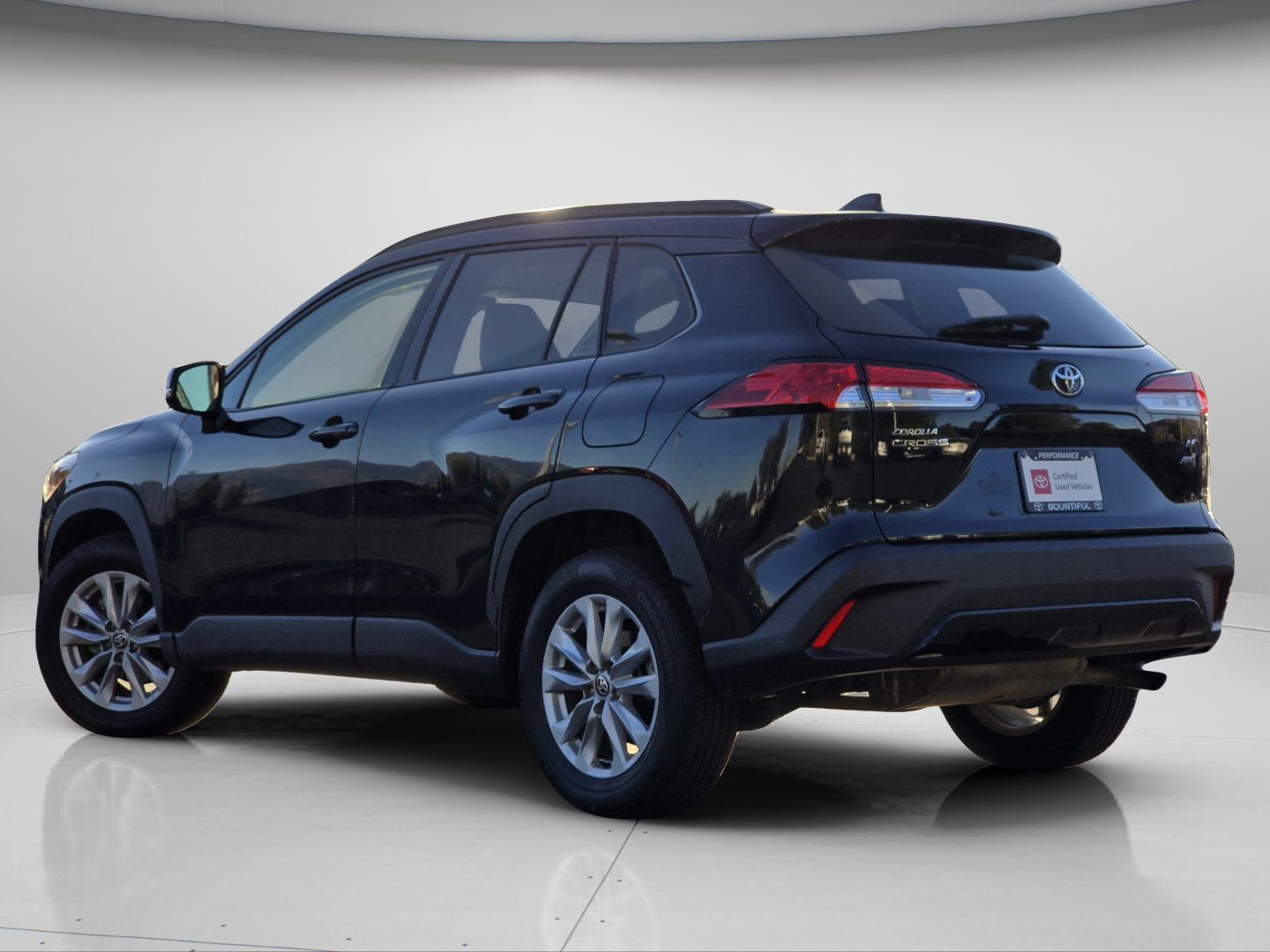 Certified 2024 Toyota Corolla Cross LE AWD/4WD image 23