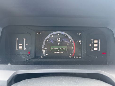 New 2026 Toyota Tacoma SR AWD/4WD image 32