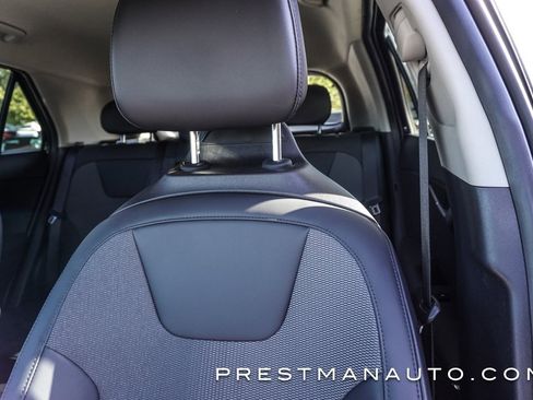 Used 2025 Kia Niro EX image 7