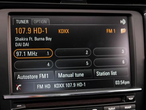 Used 2014 Porsche 911 Turbo AWD/4WD image 26