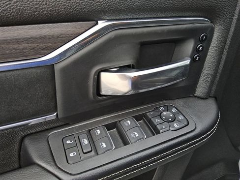 New 2026 RAM 2500 Laramie w/ Night Edition image 18