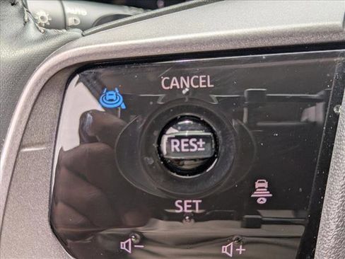 Certified 2025 Nissan Murano SV FWD image 13