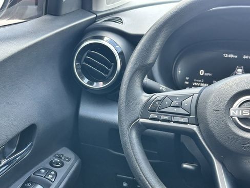 Certified 2024 Nissan Kicks SV image 13