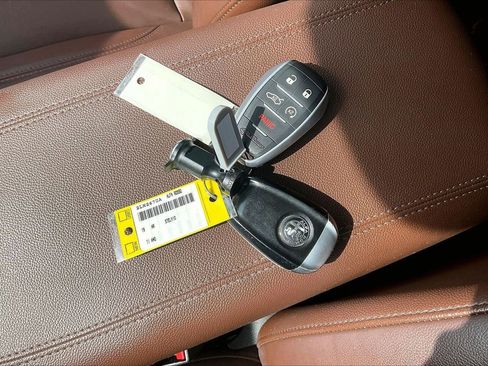 Used 2019 Alfa Romeo Stelvio Ti image 34