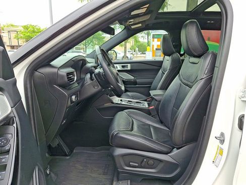 Certified 2023 Ford Explorer ST w/ Equipment Group 401A AWD/4WD image 2