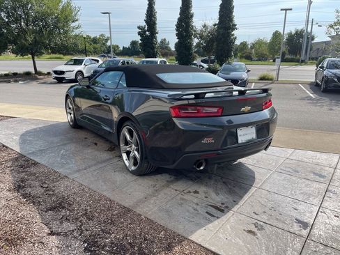 Used 2017 Chevrolet Camaro SS image 6