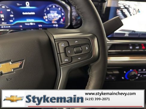 Used 2025 Chevrolet Silverado 2500 LT w/ Convenience Package image 46