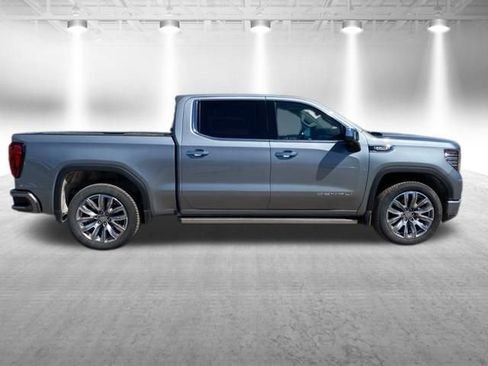 Used 2024 GMC Sierra 1500 Denali w/ Denali Reserve Package AWD/4WD image 5