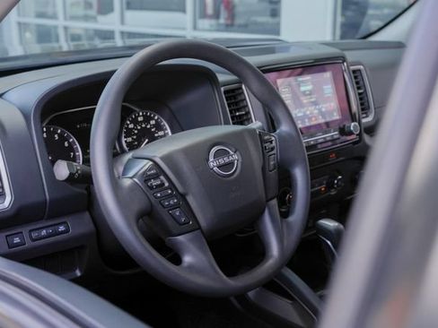 Used 2022 Nissan Frontier SV RWD image 29