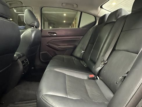Used 2019 Nissan Altima 2.5 Platinum FWD image 22