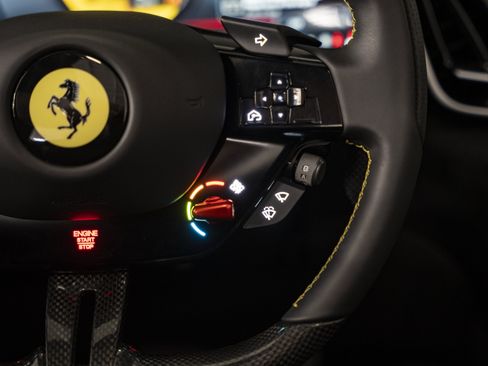 Used 2026 Ferrari Roma Spider RWD image 36