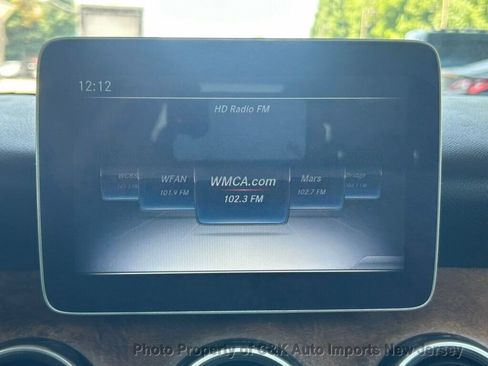 Used 2019 Mercedes-Benz GLA 250 4MATIC image 51
