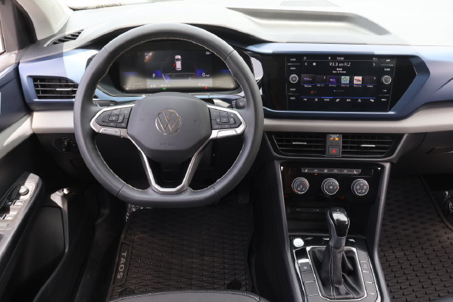 Certified 2023 Volkswagen Taos SE FWD image 14