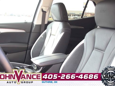 Used 2025 Buick Envision Sport Touring image 37