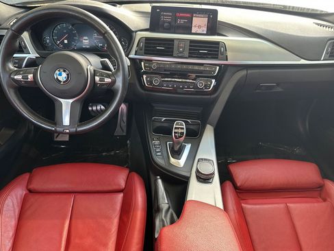Used 2018 BMW 340i Sedan w/ Executive Package RWD image 17