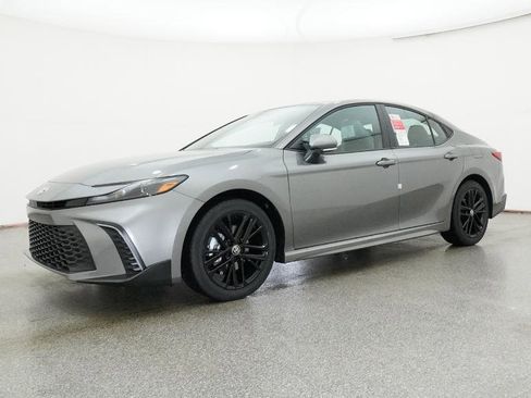 New 2026 Toyota Camry SE image 12
