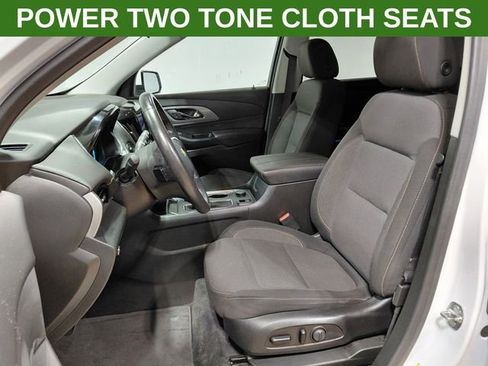 Used 2020 Chevrolet Traverse LT FWD image 3