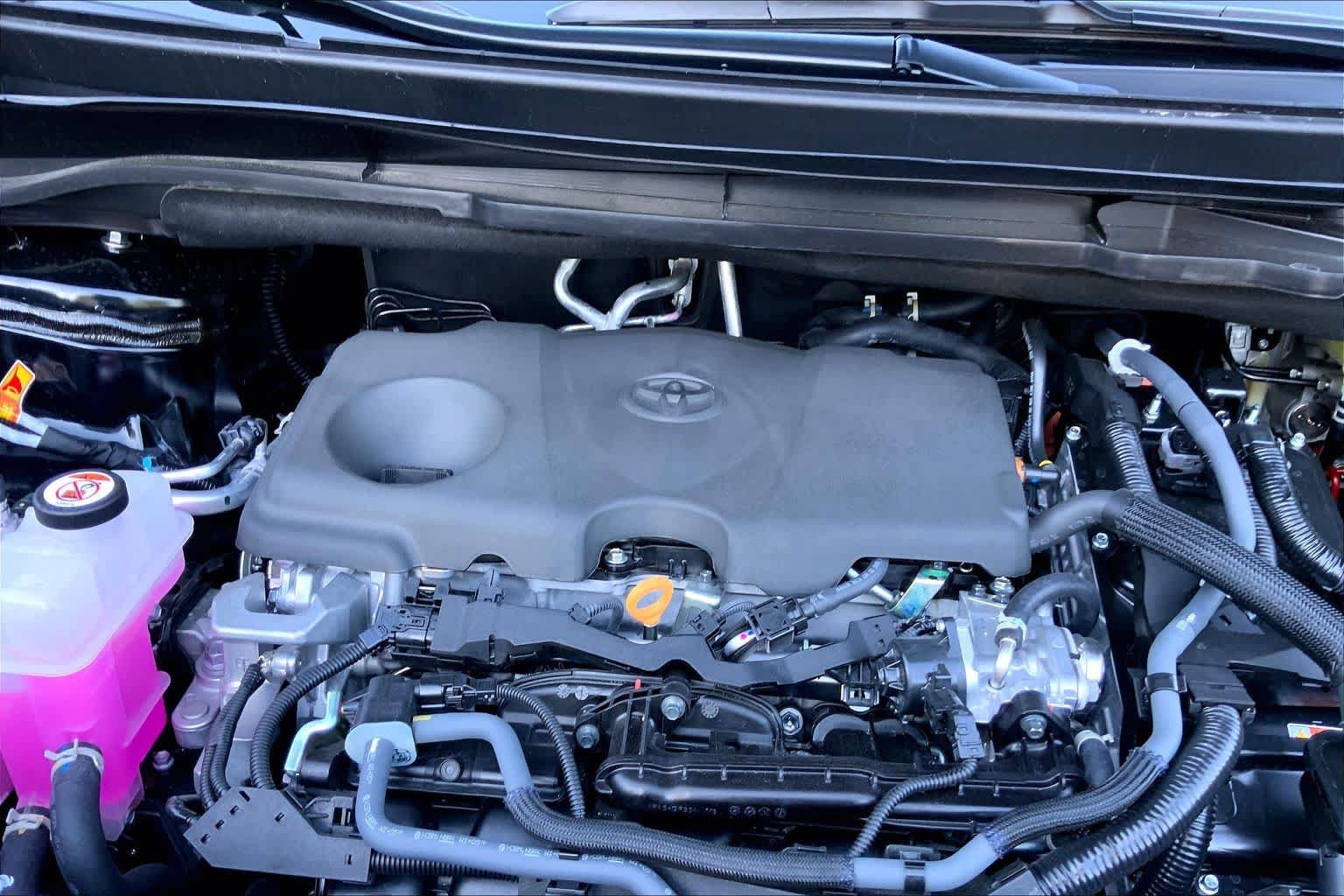 Used 2026 Toyota Sienna LE FWD image 31