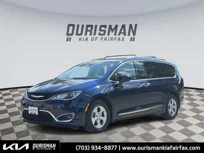 Used 2017 Chrysler Pacifica Touring-L Plus w/ Advanced Safetytec Group