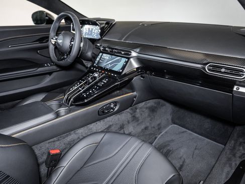 New 2026 Aston Martin V8 Vantage Coupe image 15