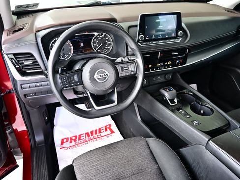 Used 2021 Nissan Rogue SV FWD image 21