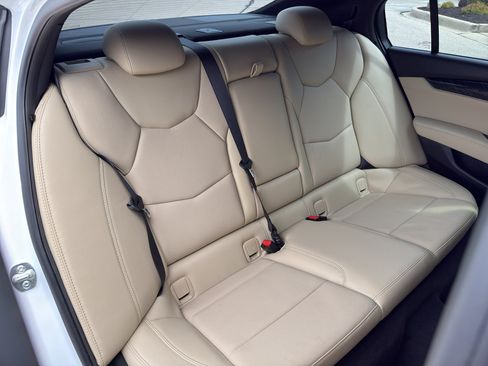 Used 2025 Cadillac CT5 Premium Luxury RWD image 39