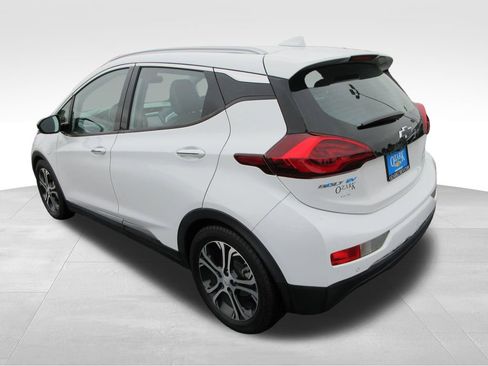 Certified 2019 Chevrolet Bolt Premier w/ Infotainment Package FWD image 3