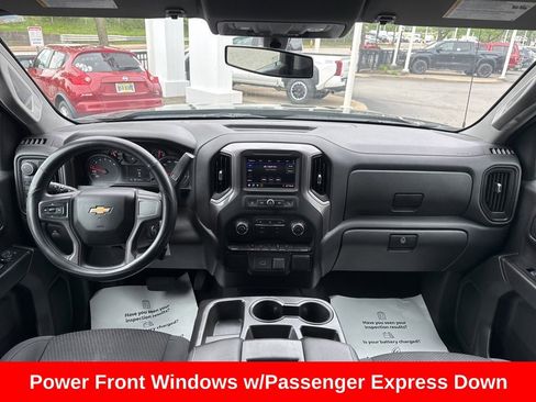 Used 2020 Chevrolet Silverado 1500 Custom w/ Custom Value Package AWD/4WD image 17