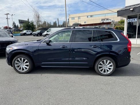 Used 2016 Volvo XC90 T6 Momentum w/ Momentum Plus Package image 2