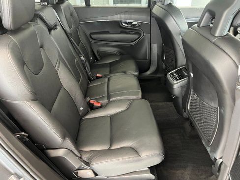 Used 2020 Volvo XC90 T6 Momentum w/ Protection Package Premier AWD/4WD image 35