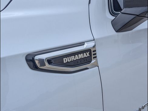 New 2026 GMC Yukon XL Denali w/ Advanced Technology Package AWD/4WD image 11
