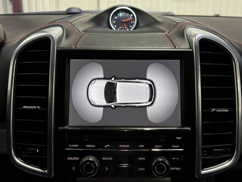 Used 2013 Porsche Cayenne GTS image 49